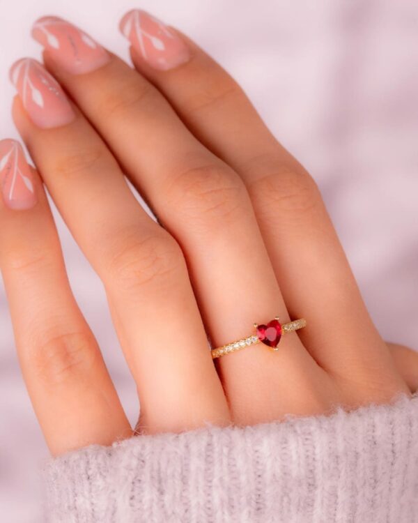 ANILLO CORAZÓN ROJO AJUSTABLE