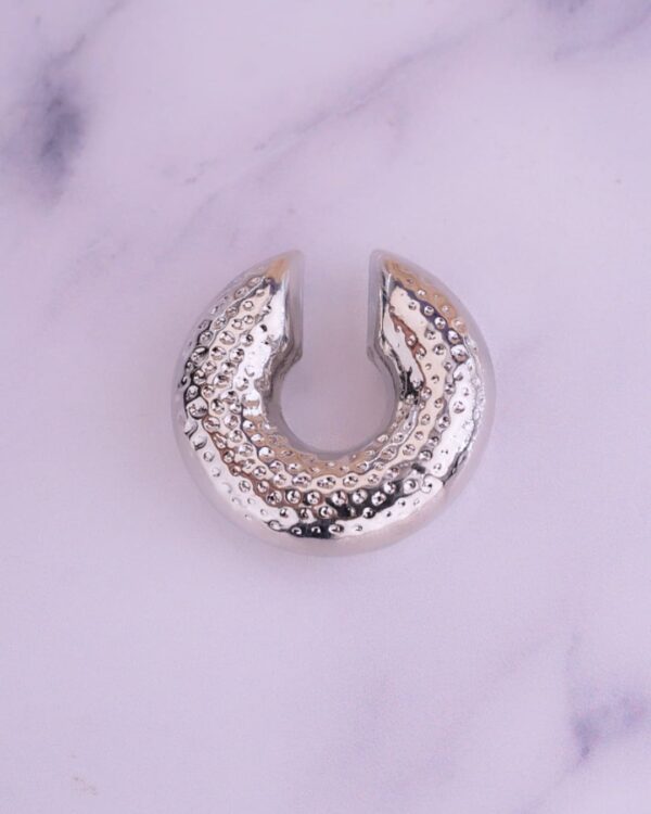 EARCUFF CHUNKY TEXTURA PLATEADO - Imagen 2